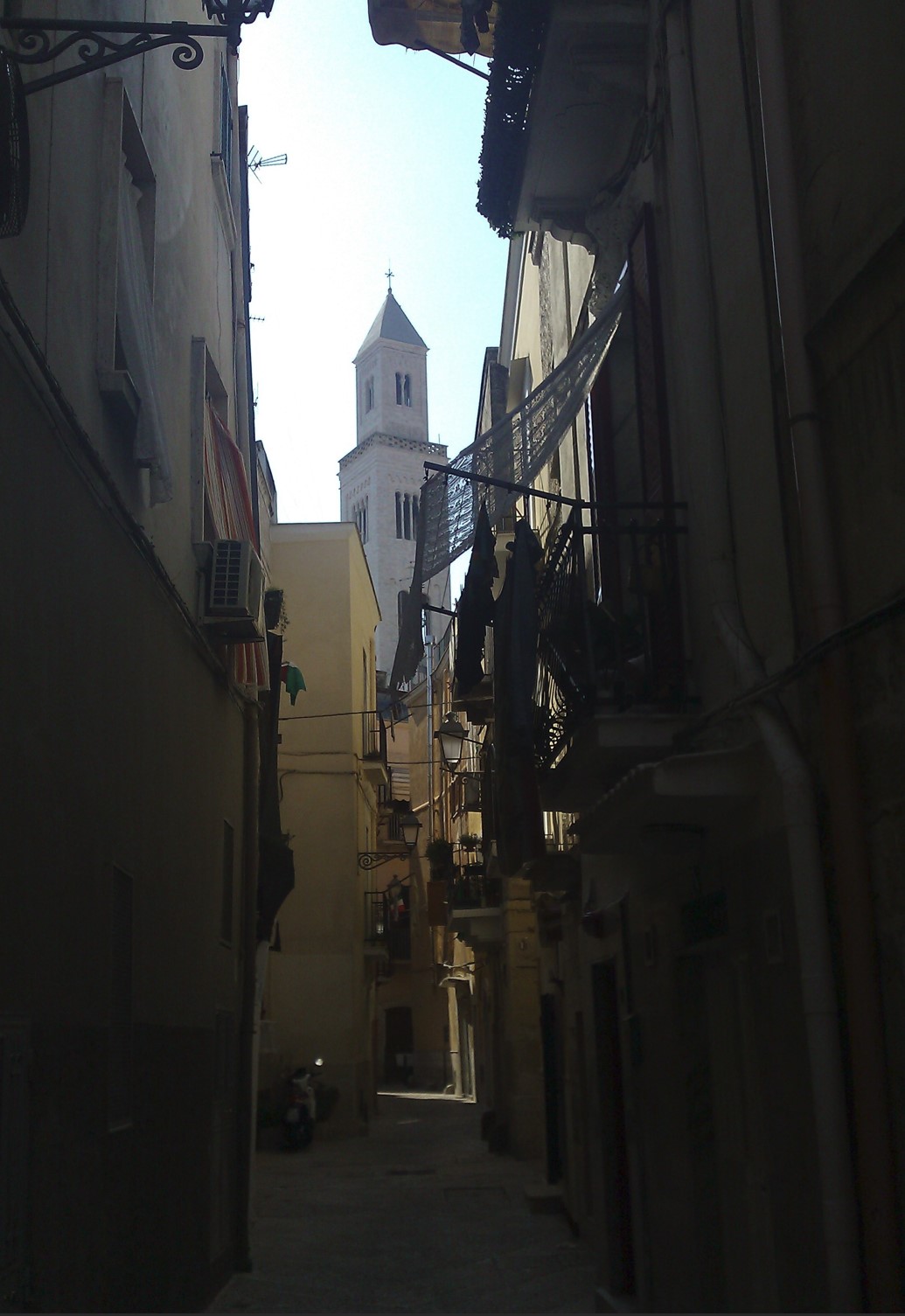 bari3.jpg