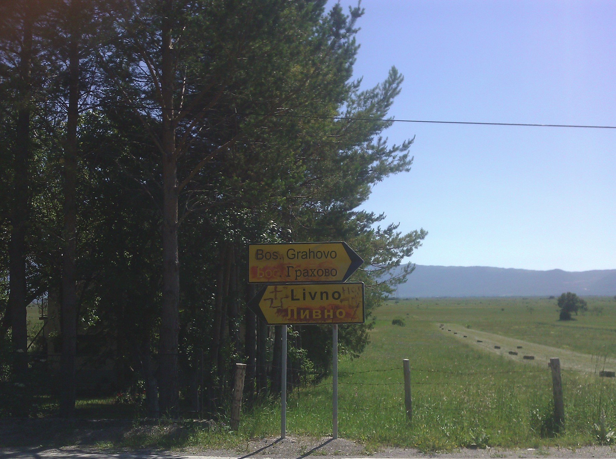 sign1.jpg