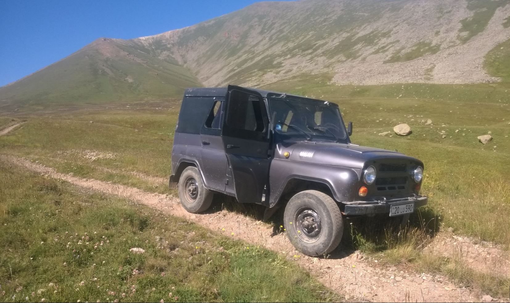 Jeep.JPG