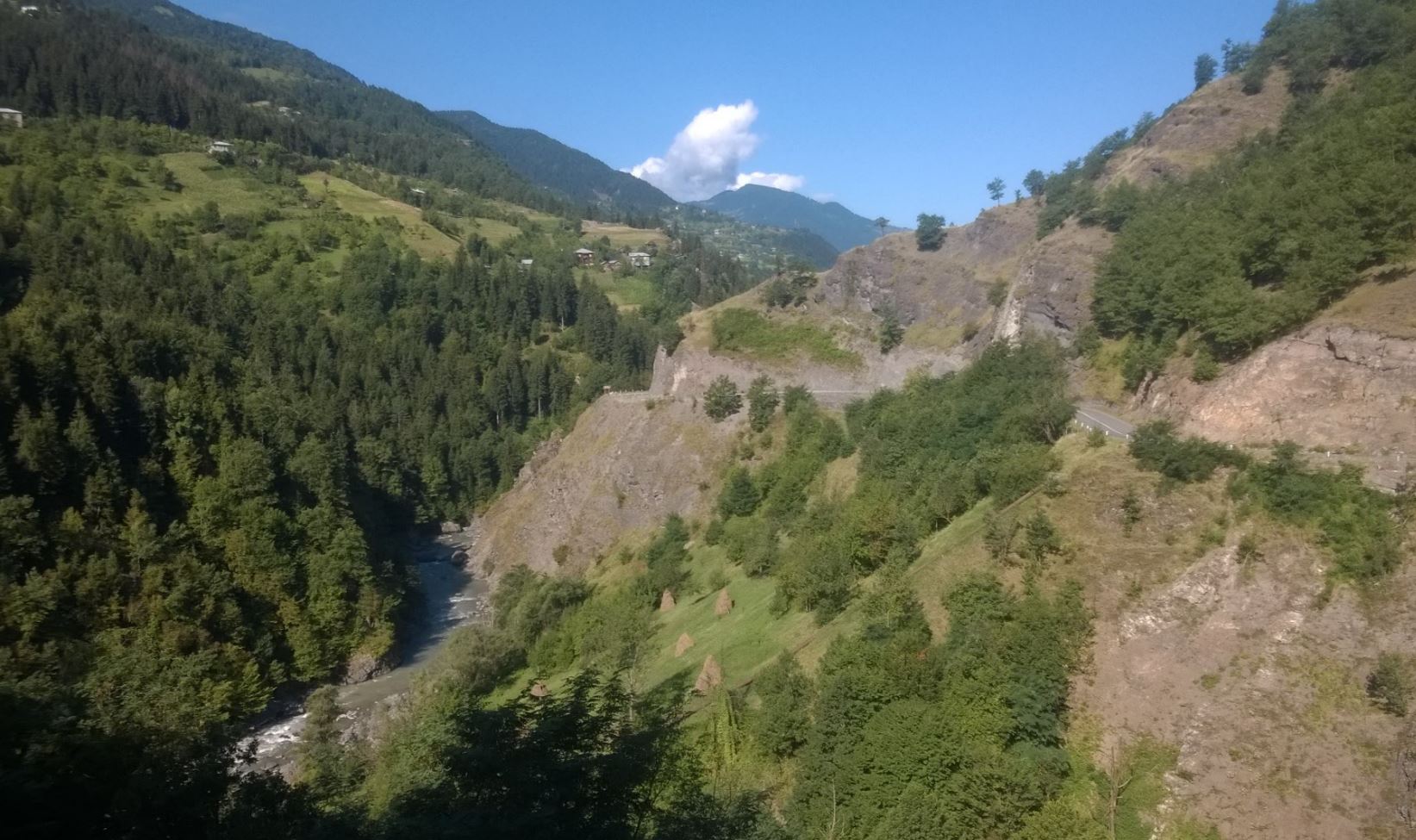 Mnt Road.JPG
