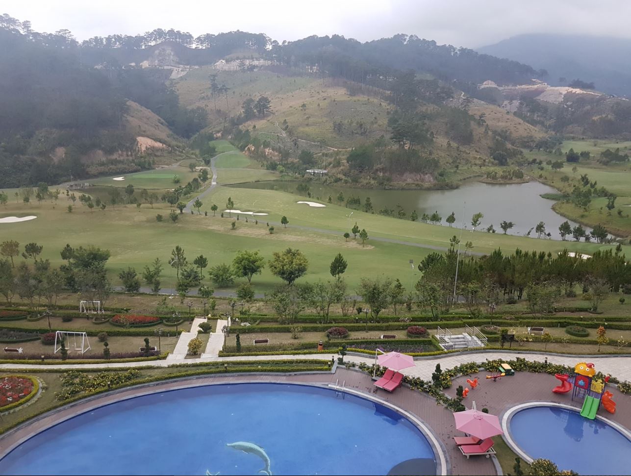 Hotel S