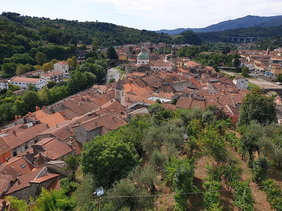 01b38-pontremoli3.png