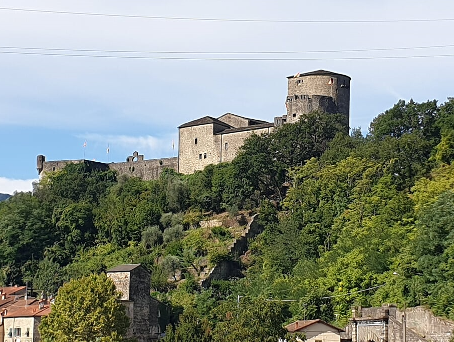 6985f-pontremoli1.png