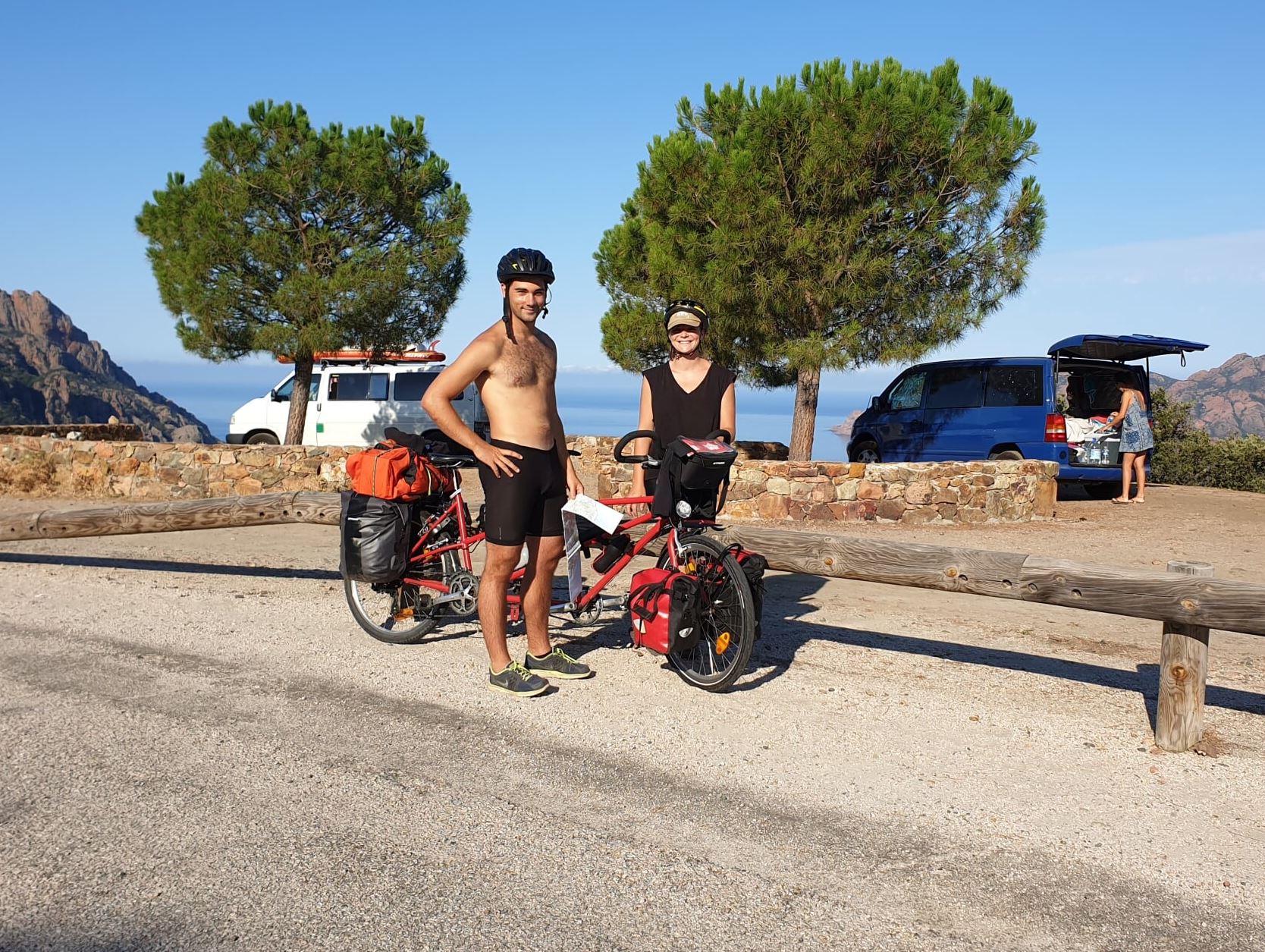 729f5-bikers.jpg