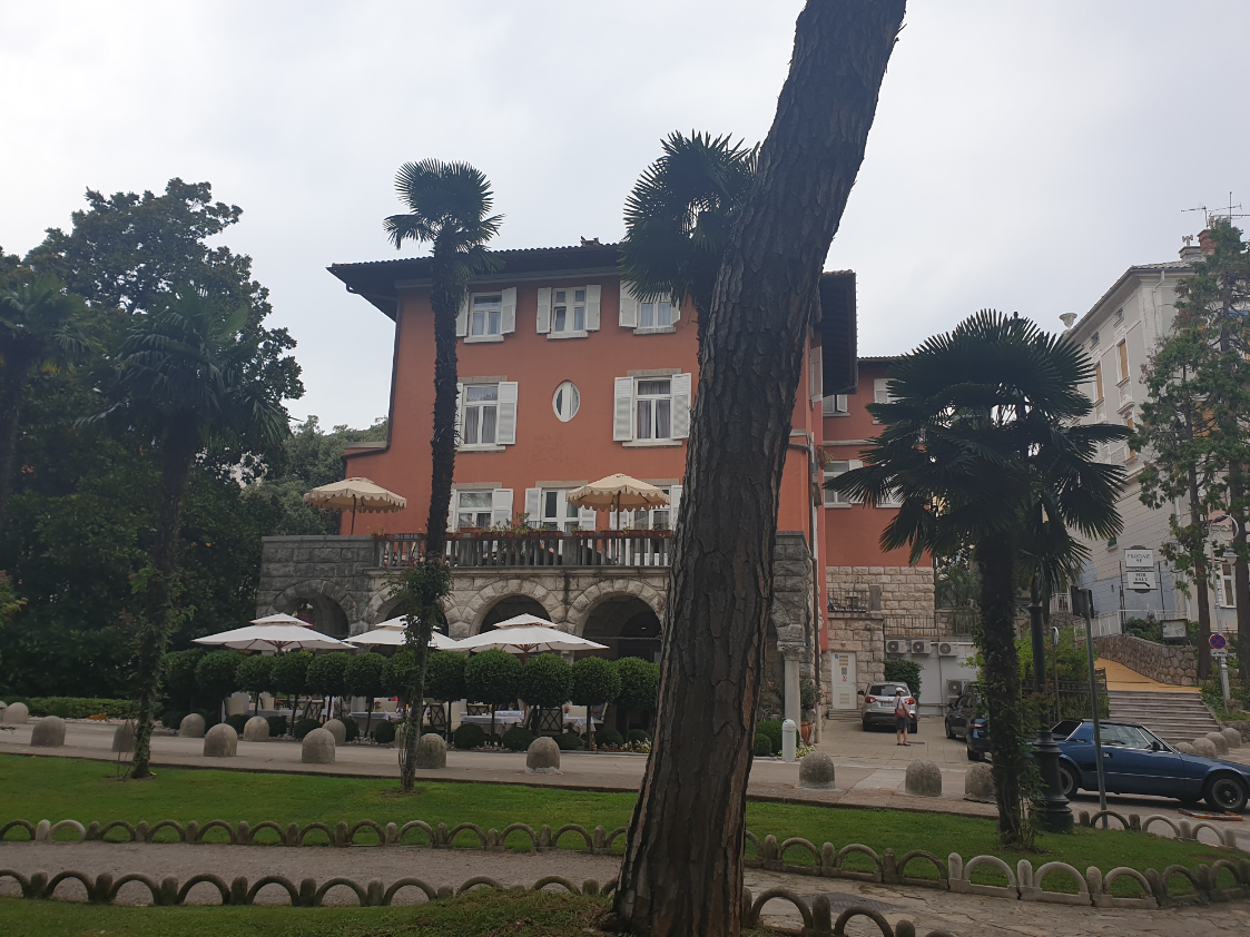 883f9-opatija2.png