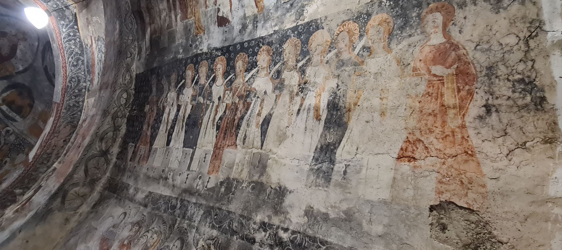 122da-wall-painting-2.jpg
