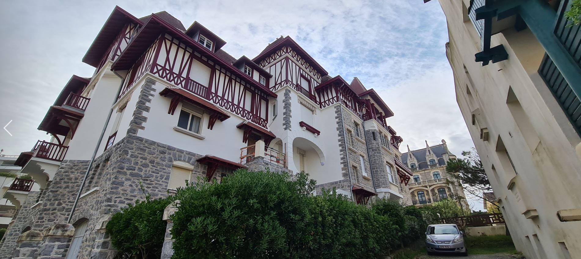 38556-villa.jpg