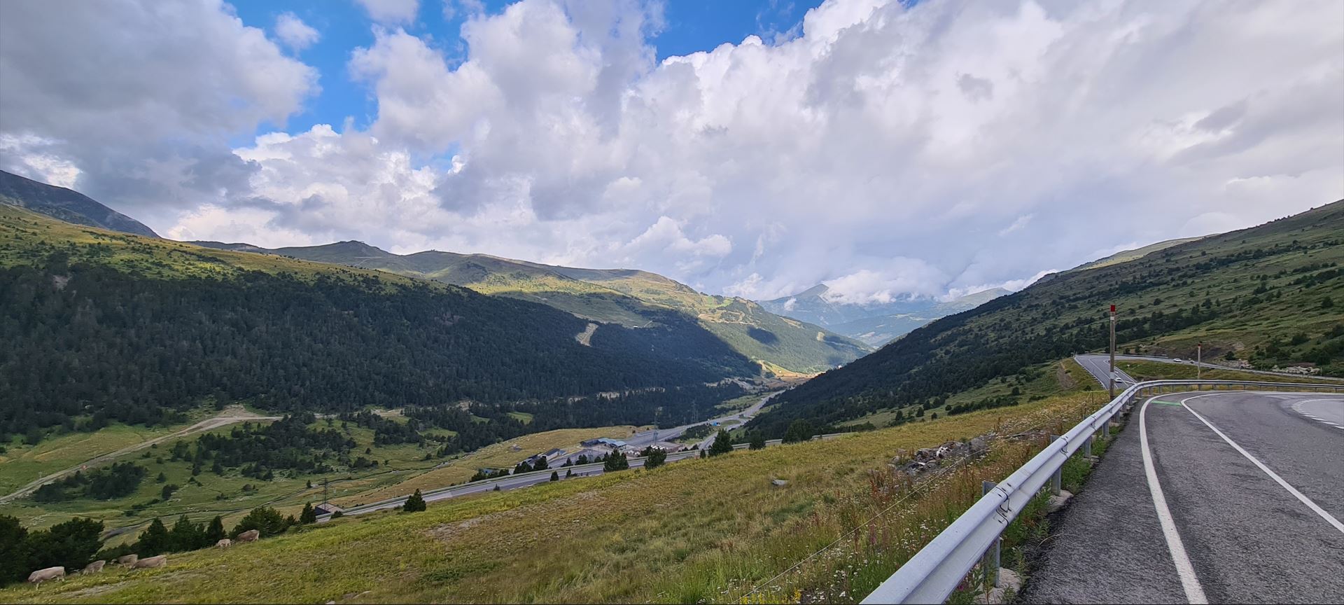 4fd82-downhill-1.jpg