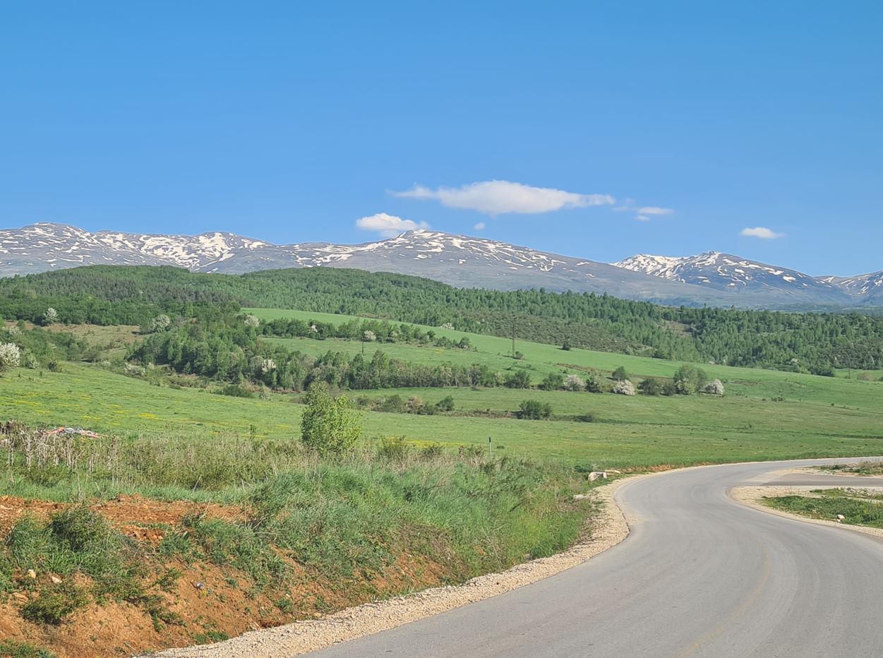 Mountain plateau - not a lot of traffic