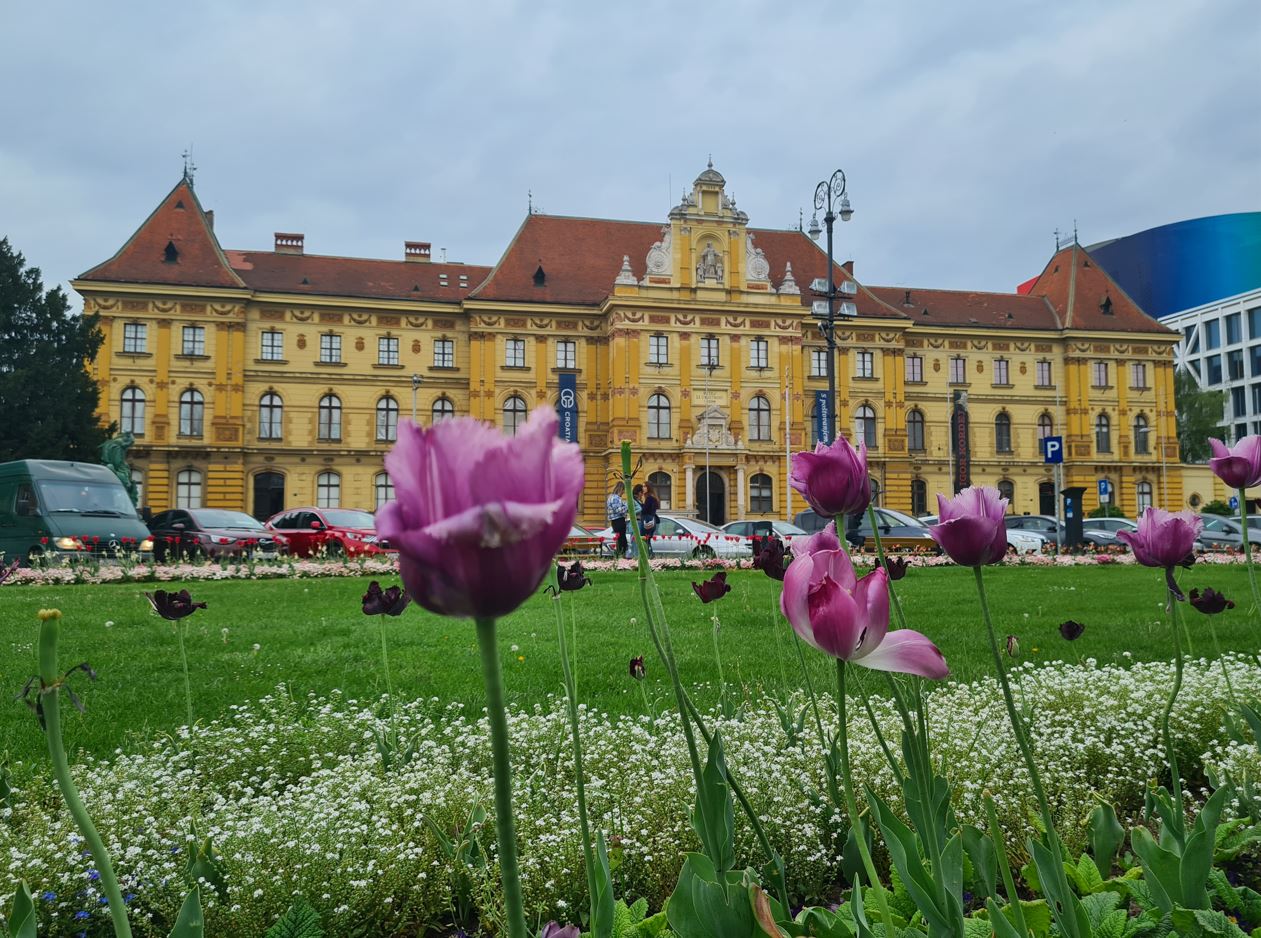 f6846-zagreb2.jpg