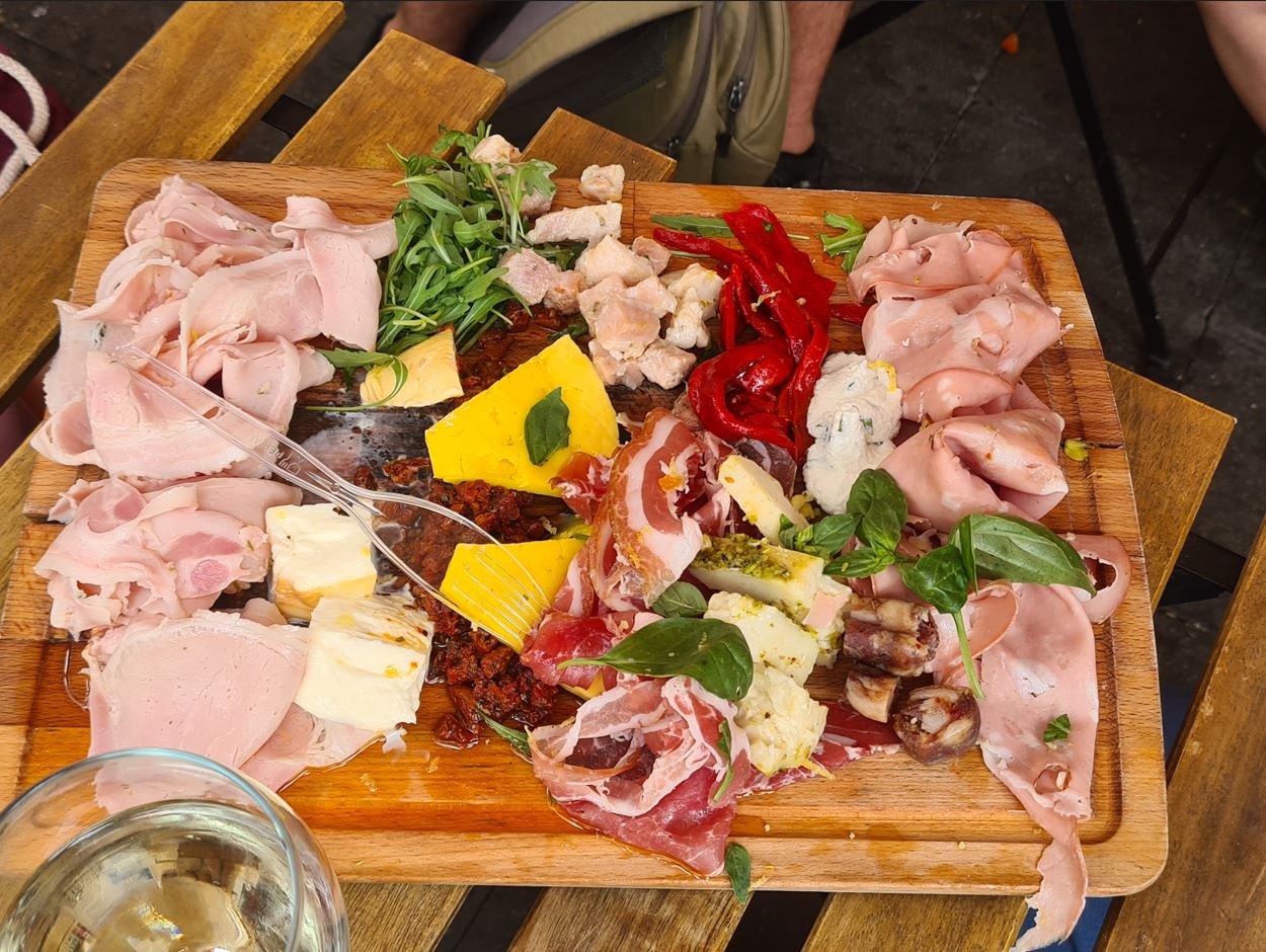 210e7-food.jpg