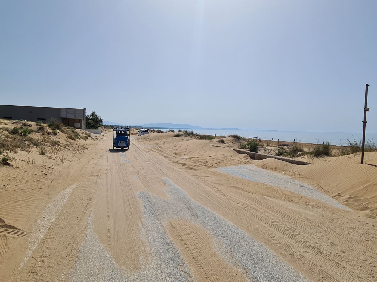 Sandy road