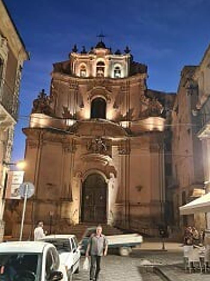 c6e57-noto2.jpg