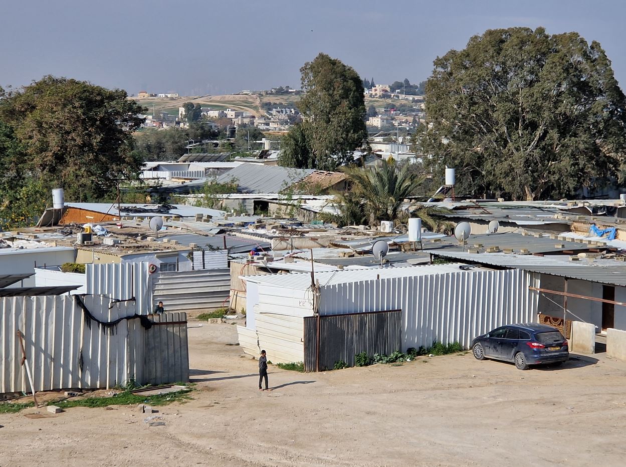 8bfd5-slum.jpg
