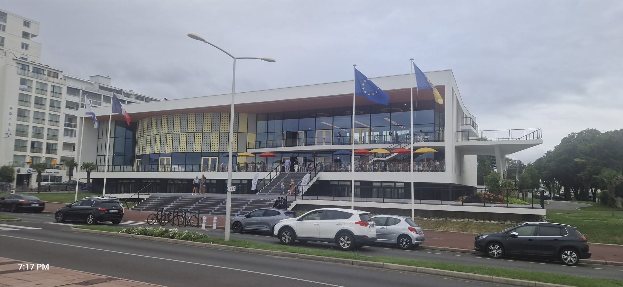 04ef2-royan1.jpg
