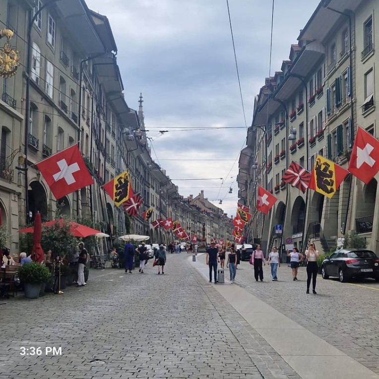2365c-bern3.jpg