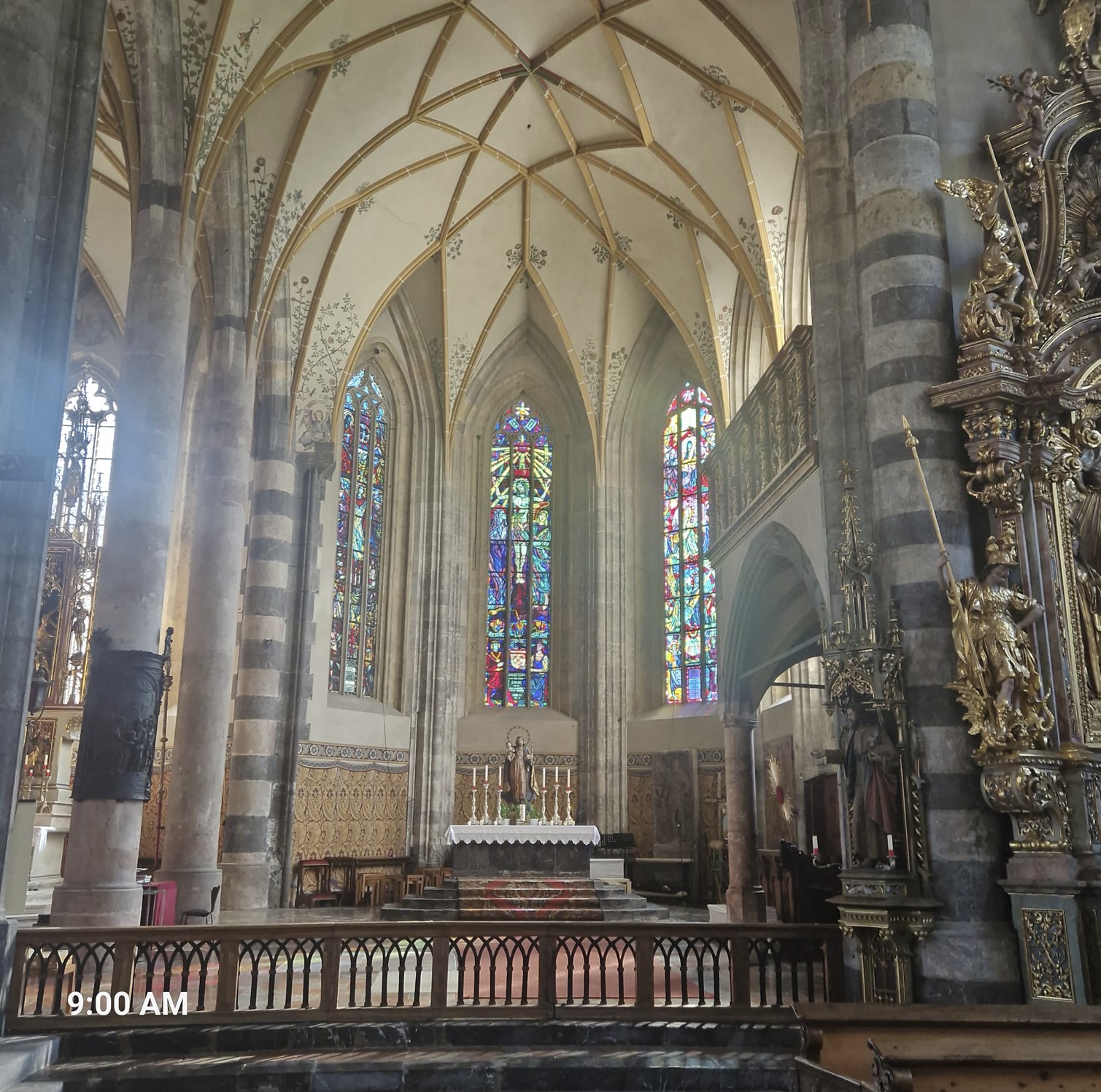 526c7-schwaz-church.jpg