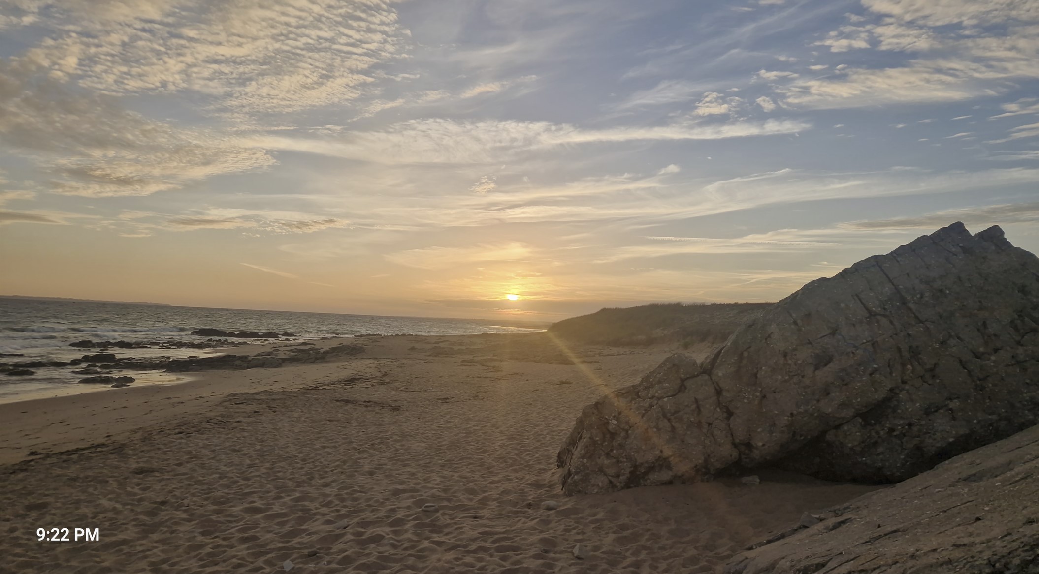 No crowds at this beach at 9:30 pm