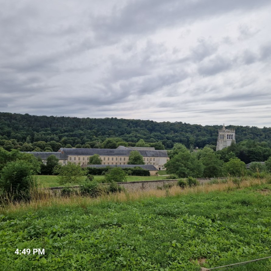 5fcf8-du-bec2.jpg