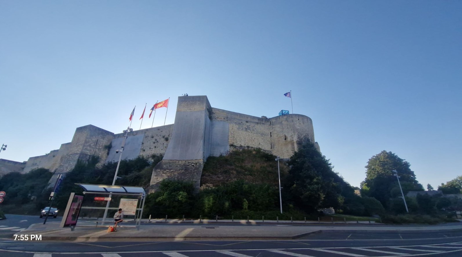 6a2e7-caen4.jpg