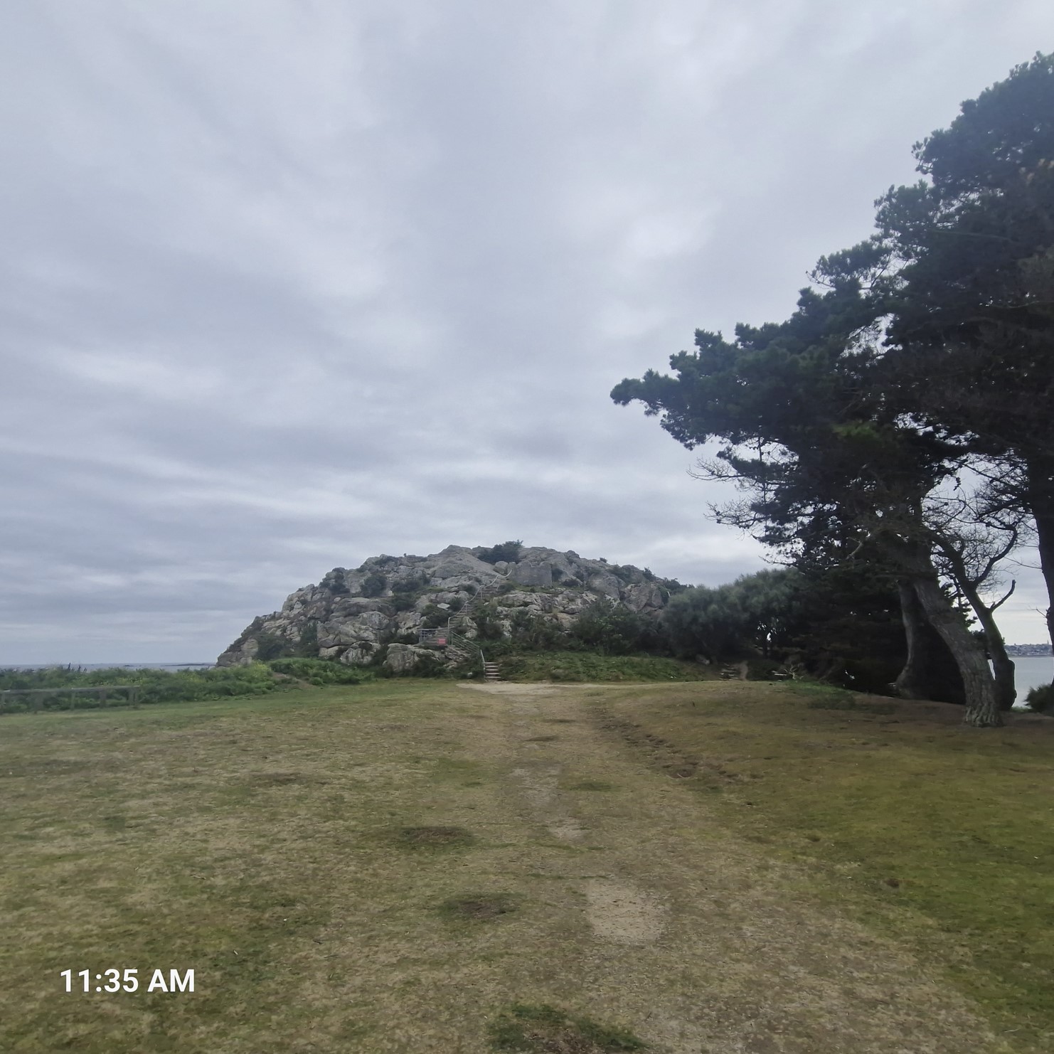 826f0-rock-1.jpg