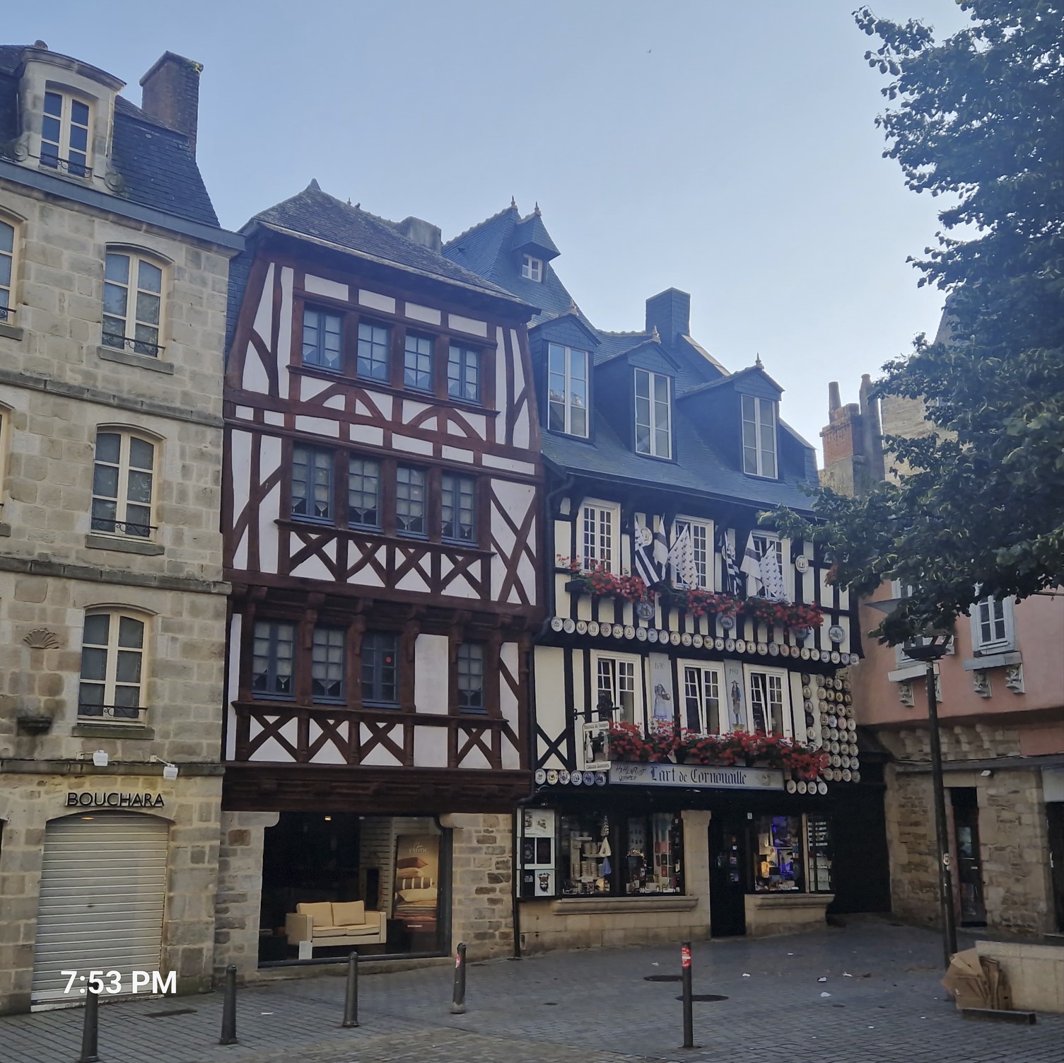 827a8-quimper8.jpg