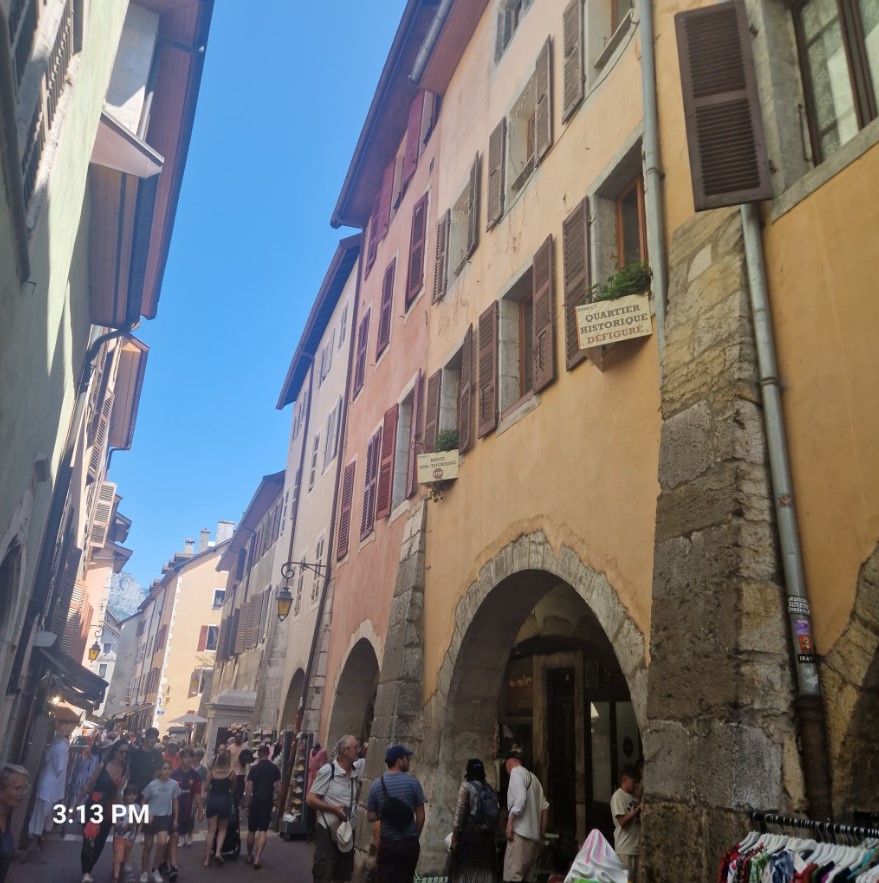 94e81-annecy3.jpg