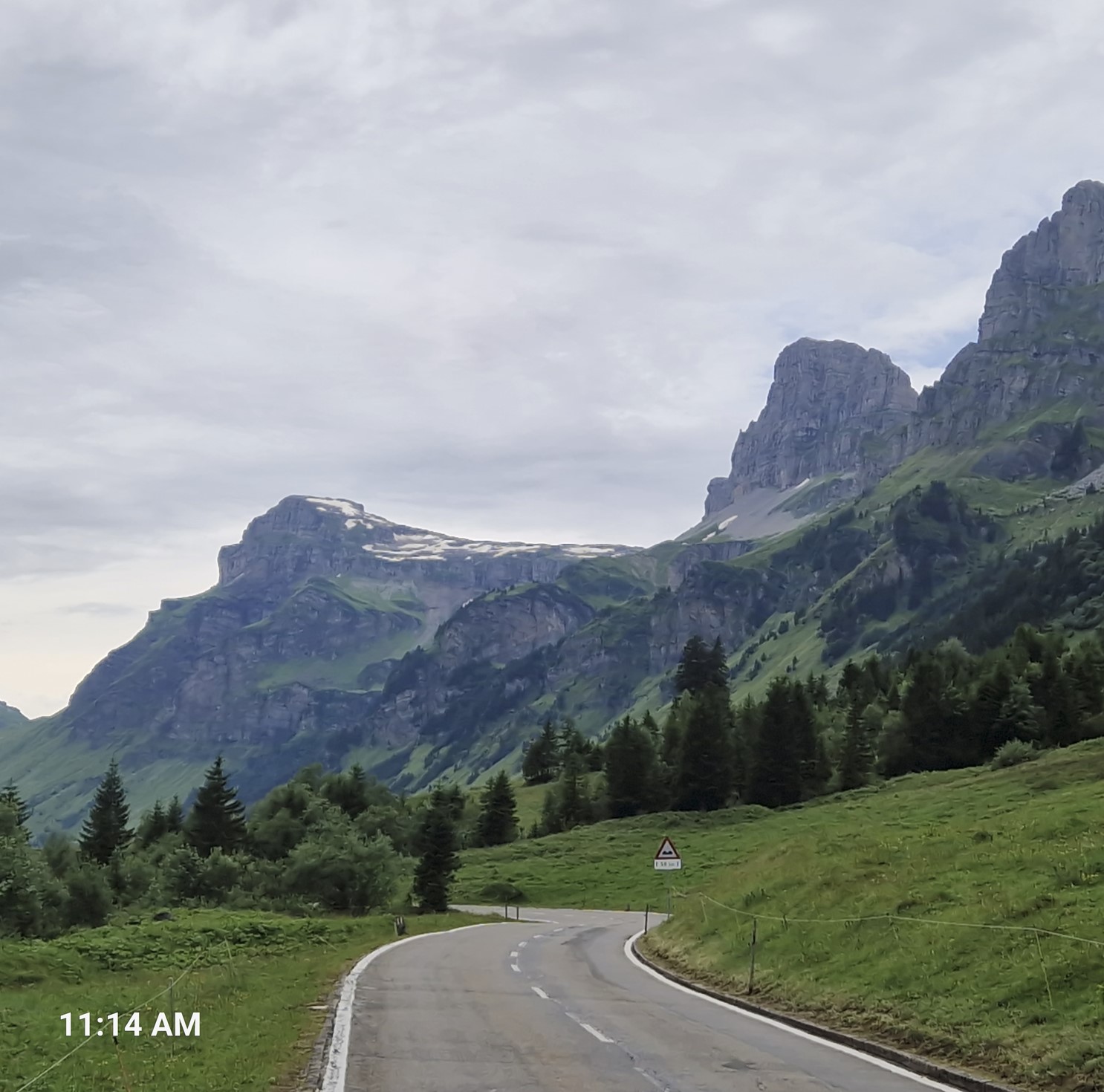 b0af1-towards-klausenpass.jpg
