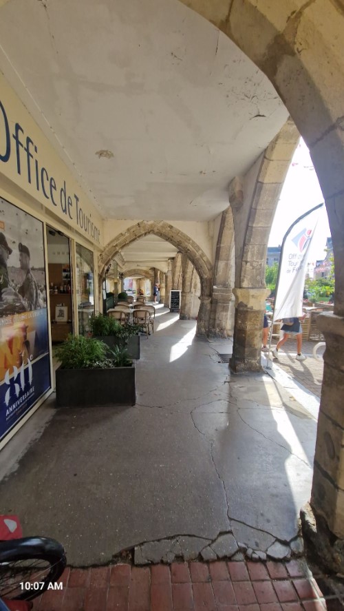 b6570-carentan3.jpg