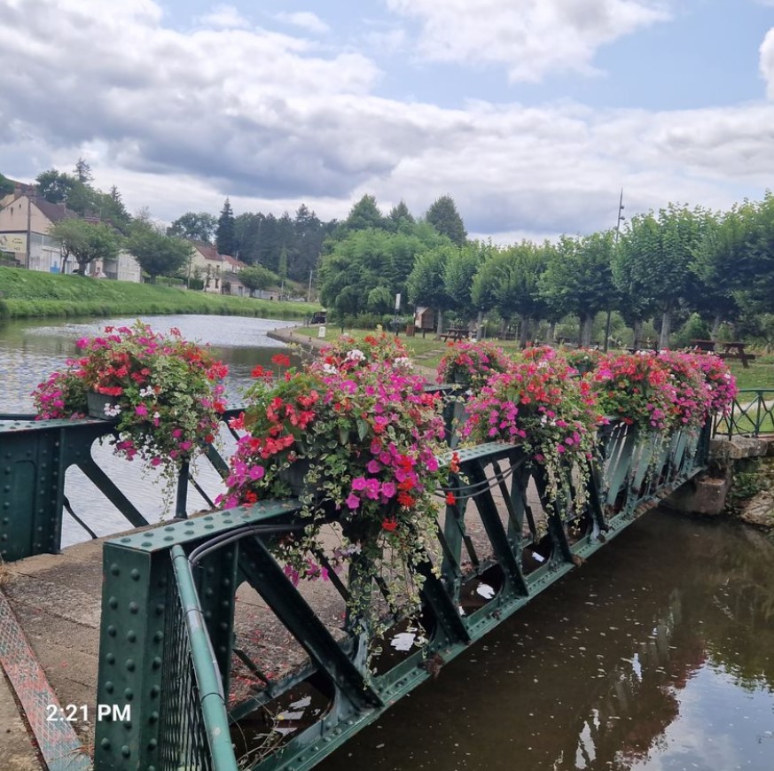 e87d9-briere-canal3.jpg