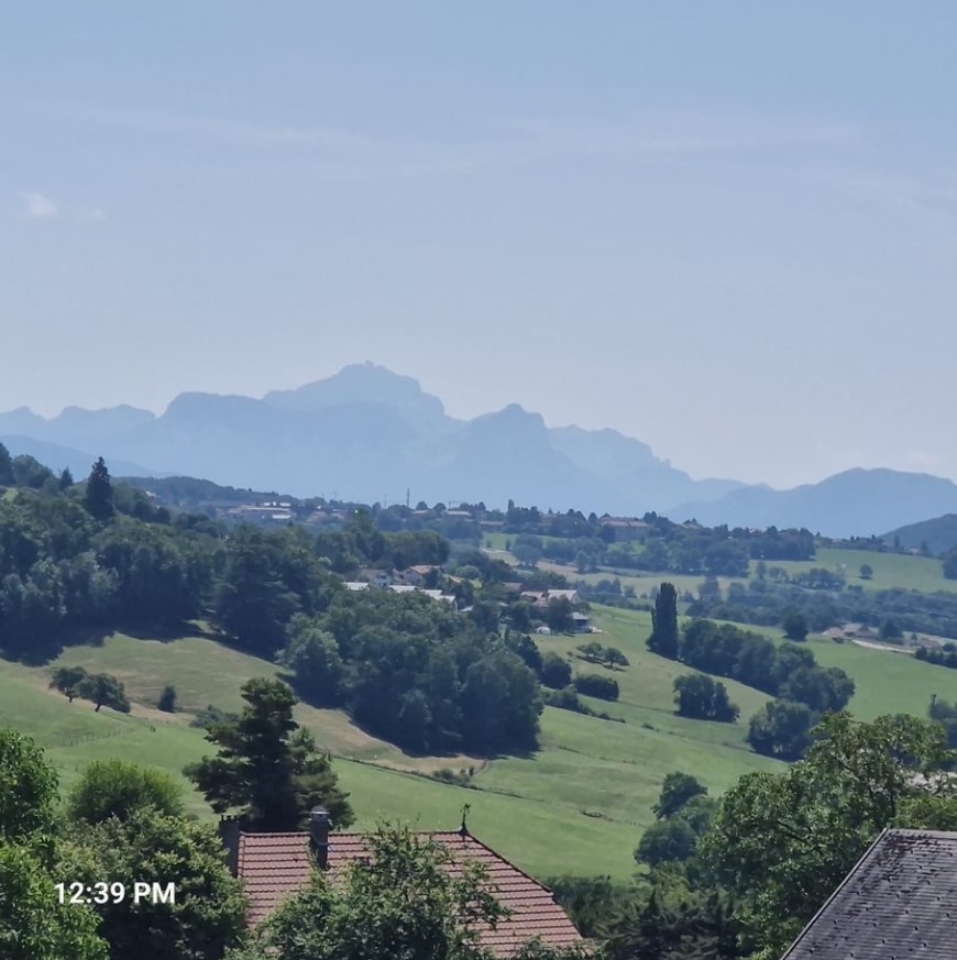 Towards Annecy