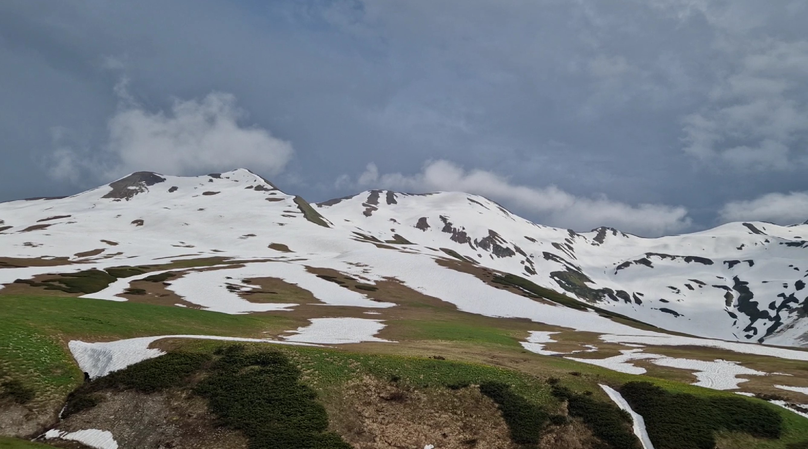 8667f-mountains3.jpg