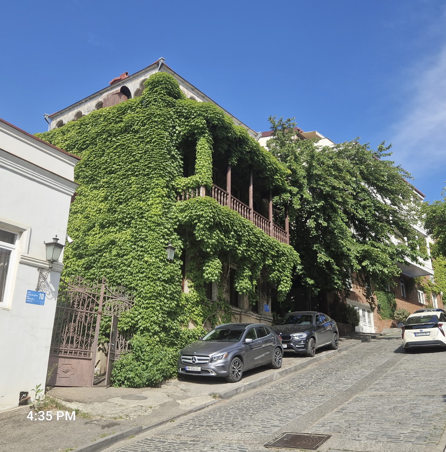 e3a5f-house1.jpg