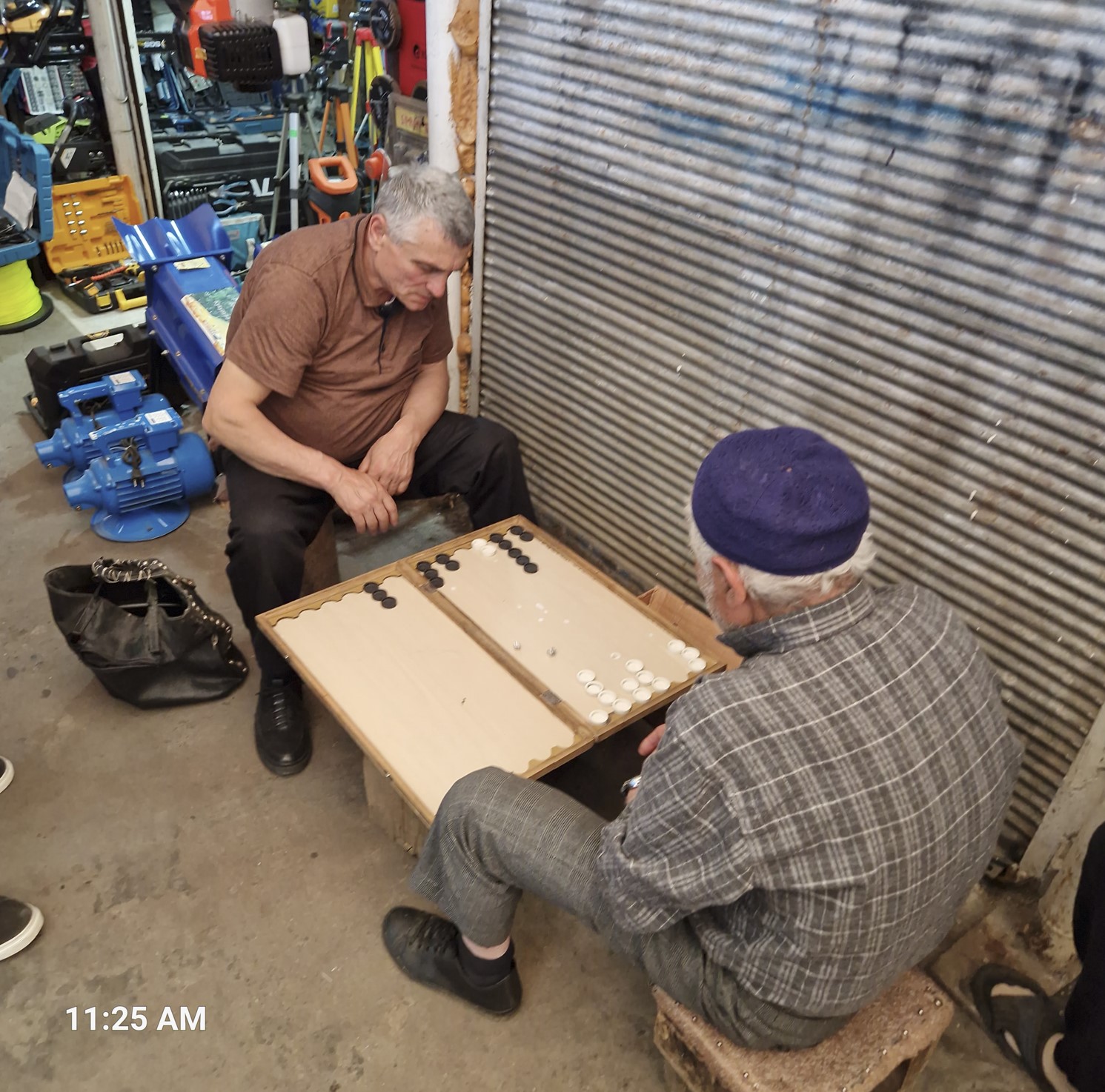 fc158-bazaar2.jpg