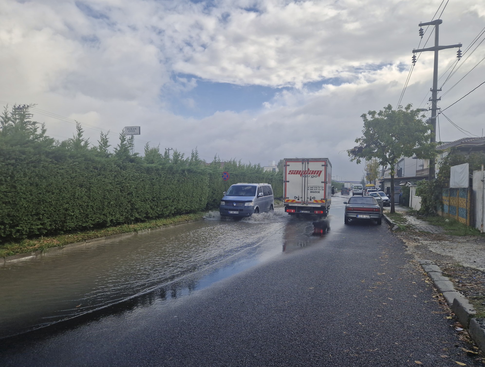 The rain in Spain stays mainly on the plain, in Turkish:
İspanya'da yağmur çoğunlukla ovada kalıyor