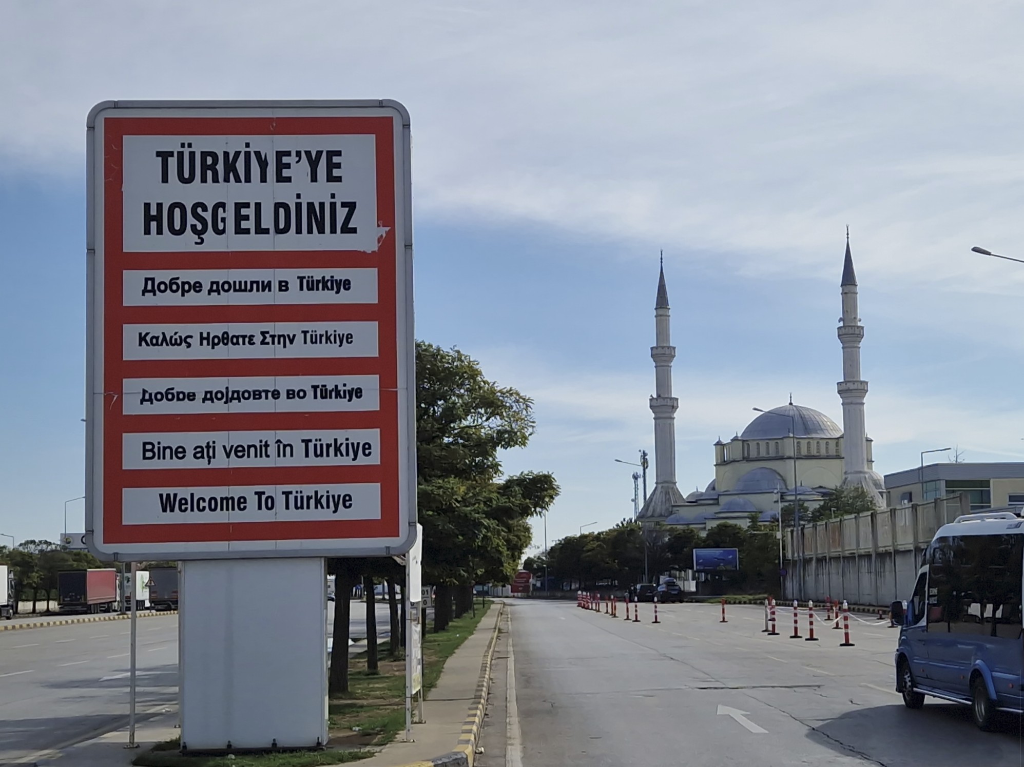 Welcome to Turkey - which is spelled Türkiye (note: in all languages they just put Türkiye at the end, irrespective of the alphabet - whatever...)