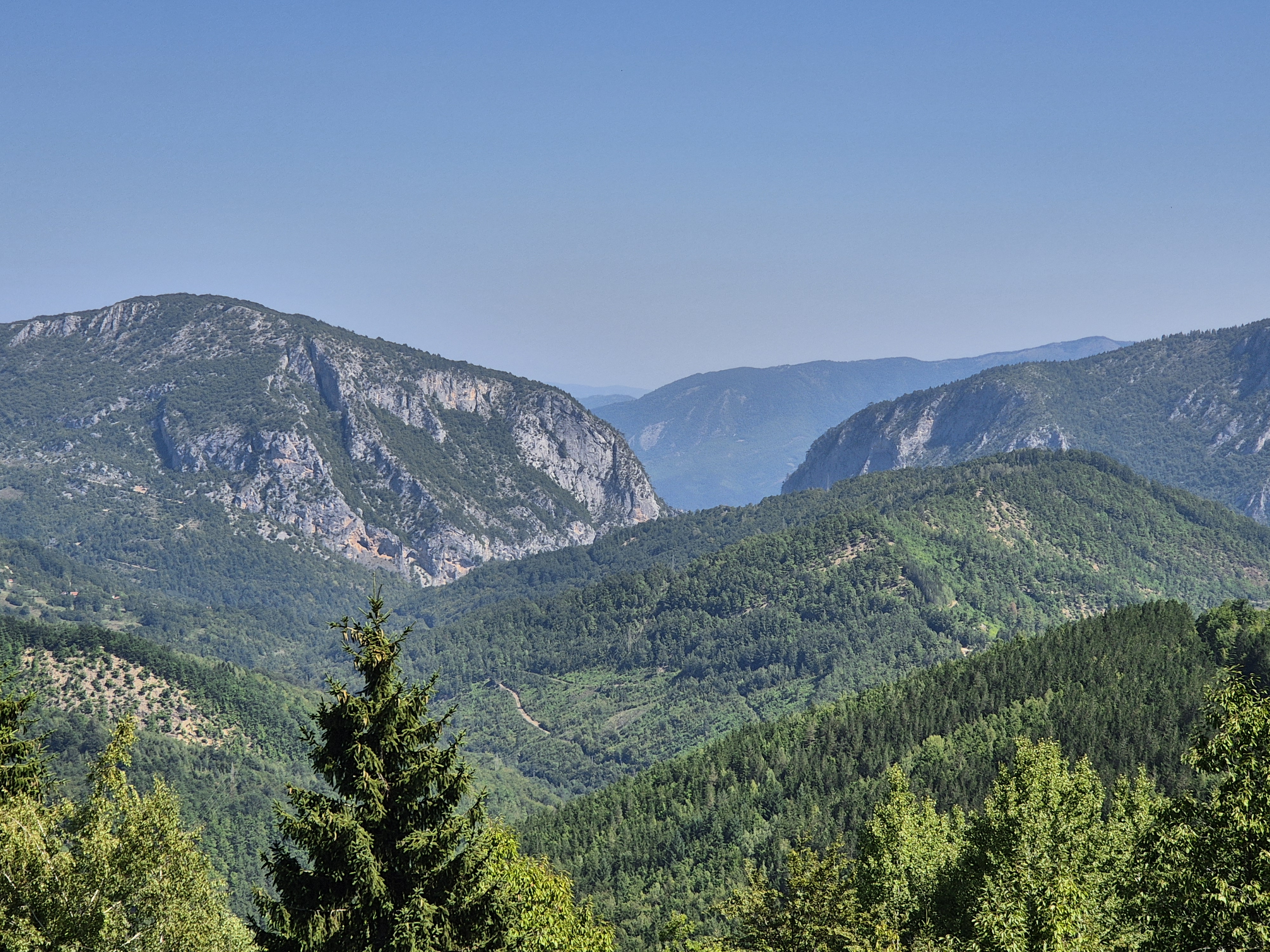 Mountains, mountains everywhere